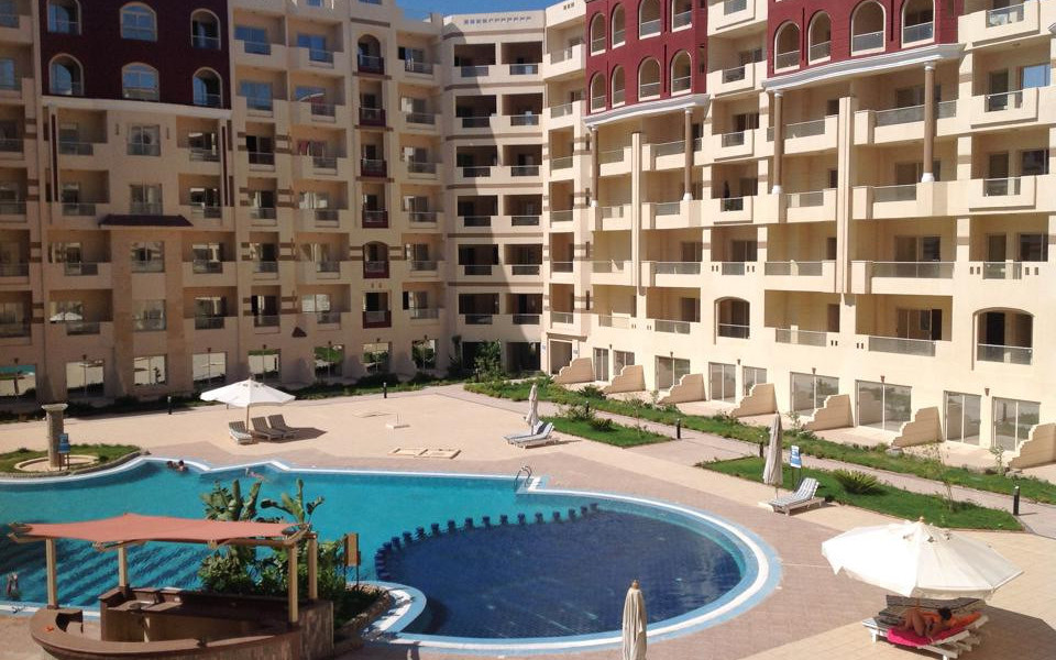 Меблированная студия в комплексе Florenza Khamsin Beach Resort
